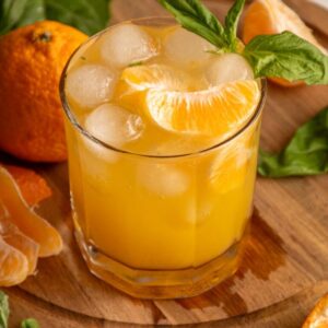Jugo de mandarina natural